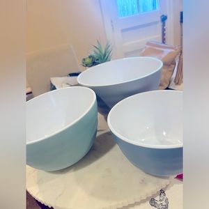 CRATE AND BARREL NON STICK DESTIN MELAMINE BOWLS (3 PC) blue and gray SHADES NEW